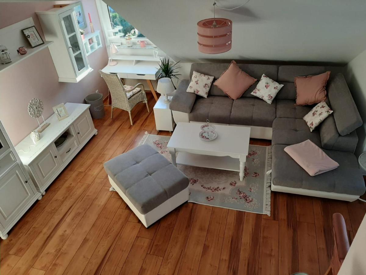 Auszeit Rheingauer Rosengasse Apartment Johannisberg Bagian luar foto